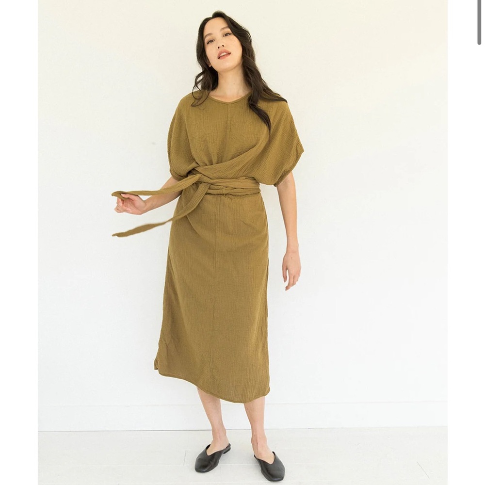 Suunday Dolman Dress in Tapenade, Medium